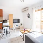 Skymare Lvh דירה *