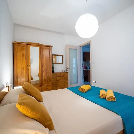 Skymare Lvh Apartment *